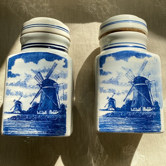 Delft Blauw Holland Velsen Pair of Spice Jars/Canisters - Picture 8 of 8
